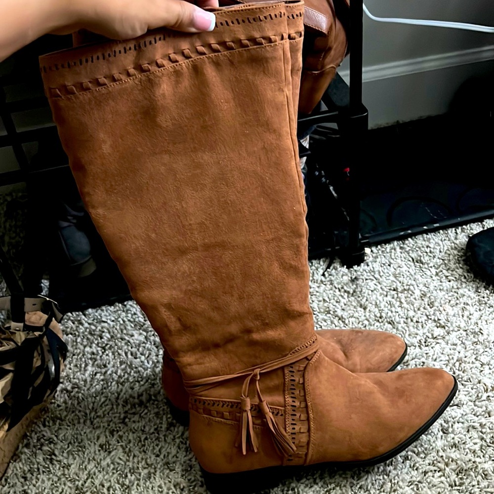 Size 8 women boots